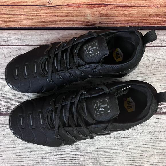 Nike Vapormax Tripe Black Low Top Shoes - Picture 3 of 9